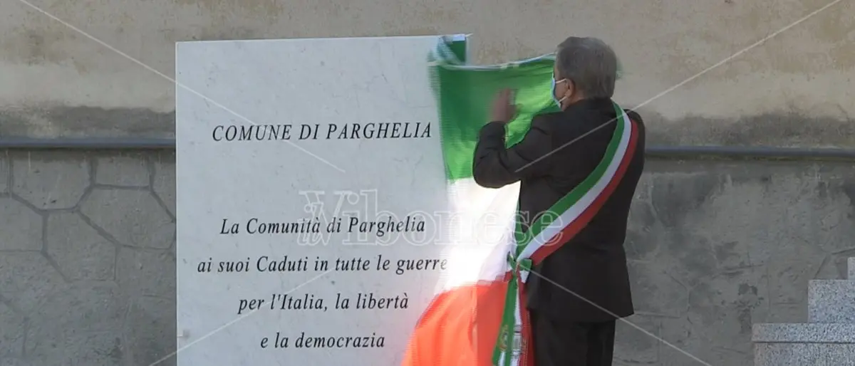 A Parghelia l'inaugurazione del monumento ai caduti di tutte le guerre - Video