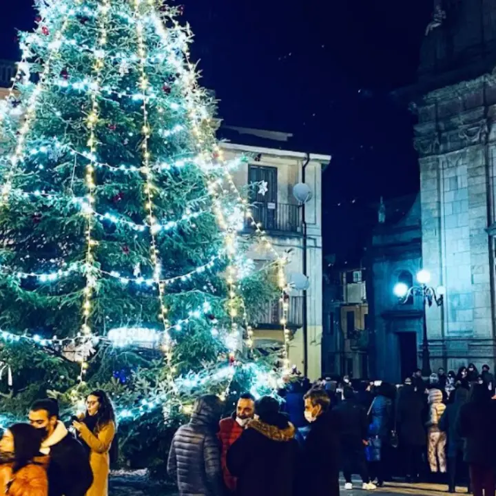 Tutto pronto per “Visit Serra Festival – Natale nel Parco”, tanti eventi nel comune della Certosa