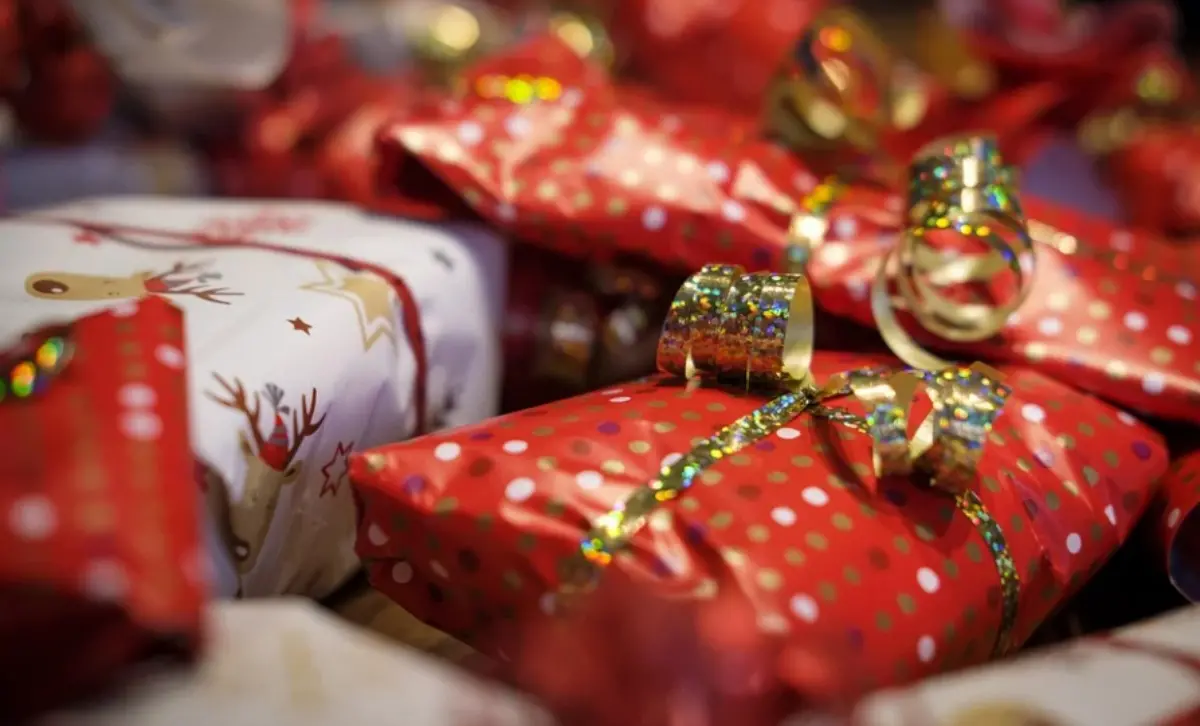 Vibo, motociclisti vestiti da Babbo Natale donano regali ai bimbi ricoverati in ospedale