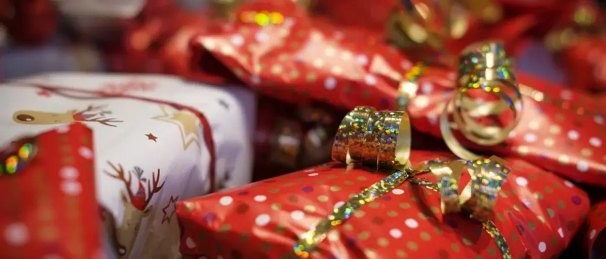 Vibo, motociclisti vestiti da Babbo Natale donano regali ai bimbi ricoverati in ospedale