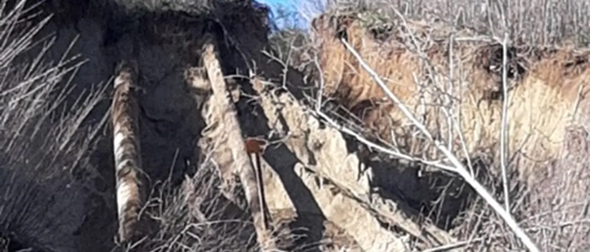 Acquedotto Alaco, una frana all'origine della rottura della condotta: Sorical a lavoro