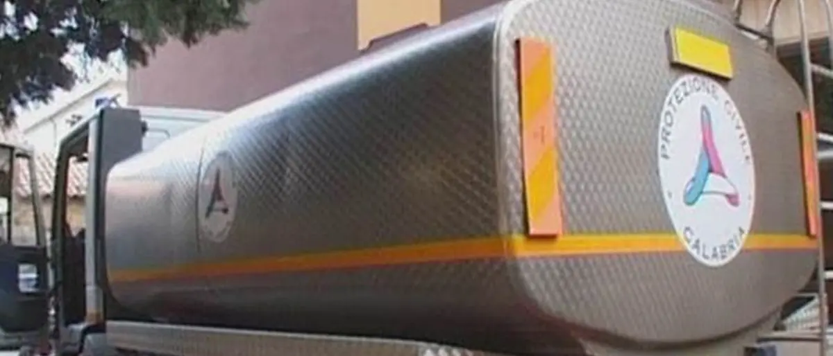 Emergenza idrica a Vibo Valentia, autobotti in città e nelle frazioni