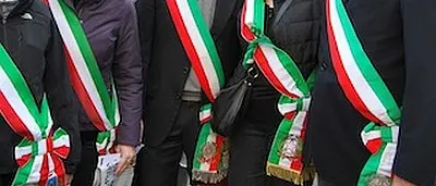 Prefettura, sindaci vibonesi compatti in piazza il 21 novembre