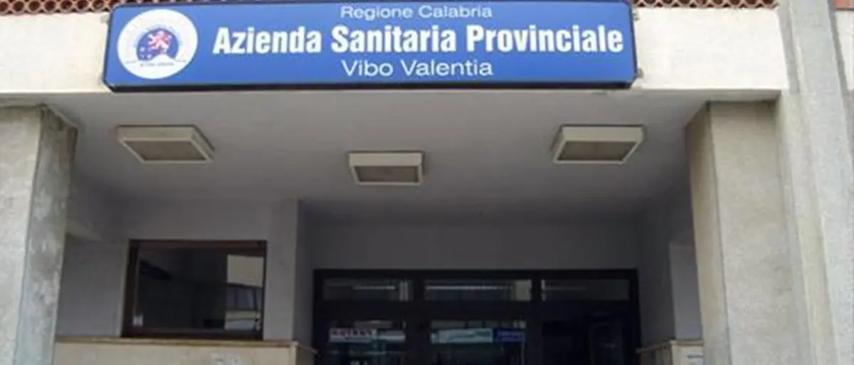 Sanità vibonese in ginocchio, in arrivo medici da Cosenza e Catanzaro: ecco specialisti e costi