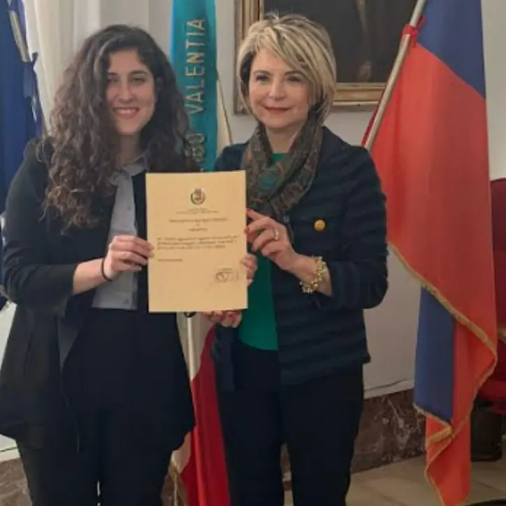 Alla giovane pianista vibonese Liliana Parisi un attestato di riconoscimento