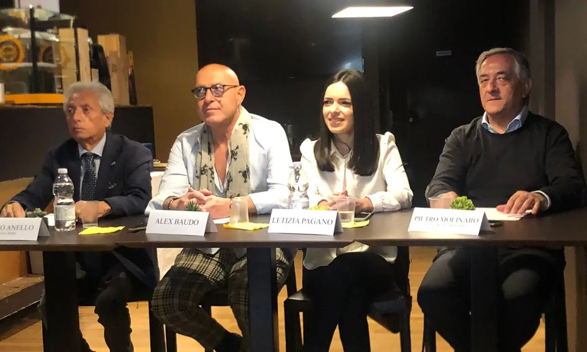 La vibonese Letizia Pagano e Alex Baudo presentano il tour “Mediterraneo”