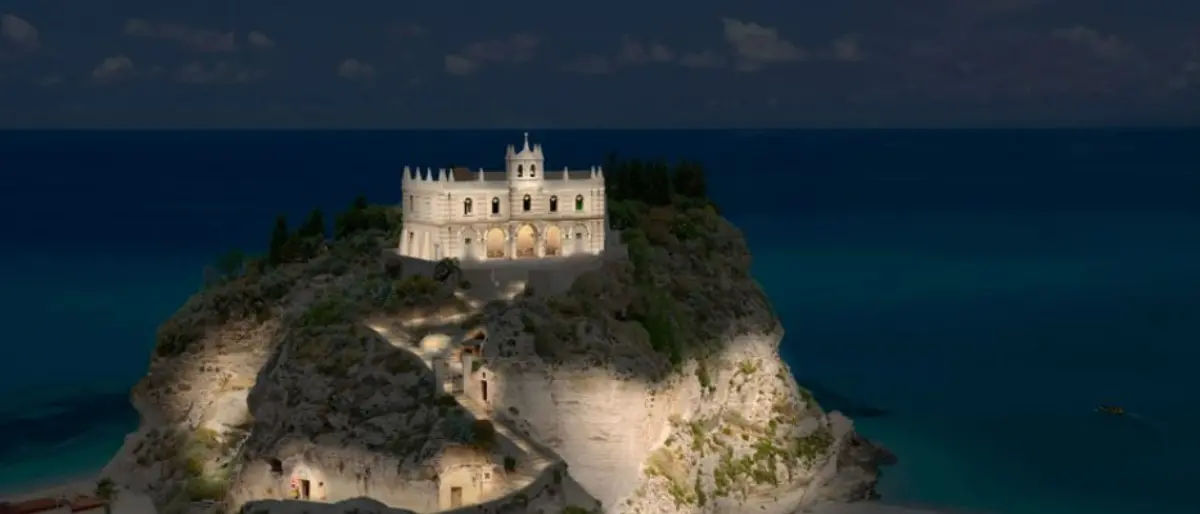 Tropea, per il Santuario della Madonna dell’Isola in arrivo un nuovo impianto di illuminazione led