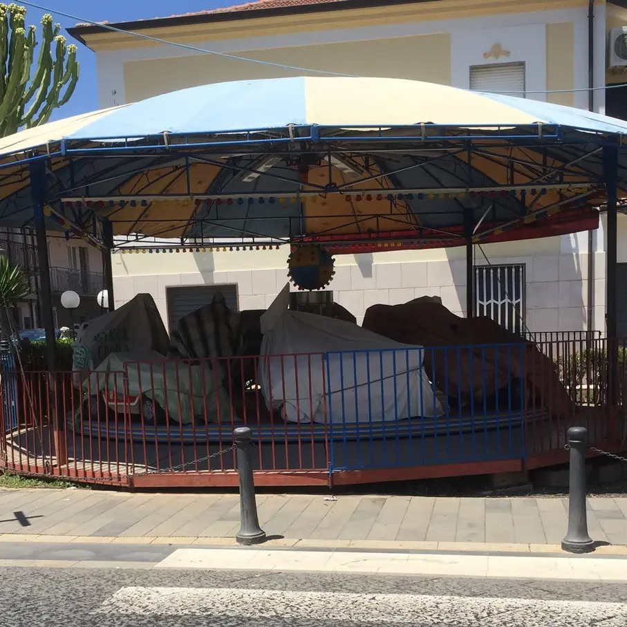 Vibo Marina: dopo oltre 20 anni si spengono le luci della storica giostrina
