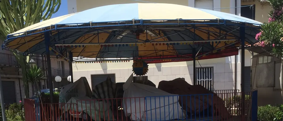 Vibo Marina: dopo oltre 20 anni si spengono le luci della storica giostrina