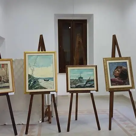“Percorsi espressivi”, l’arte di Mimmo Corrado sbarca in Calabria