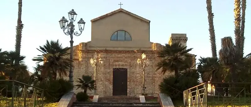 Mileto, prosegue lo stallo per la messa in sicurezza del campanile della Cattolica