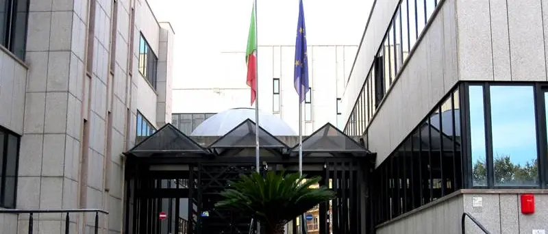 Sparò al padre a Vibo Valentia, lascia il carcere