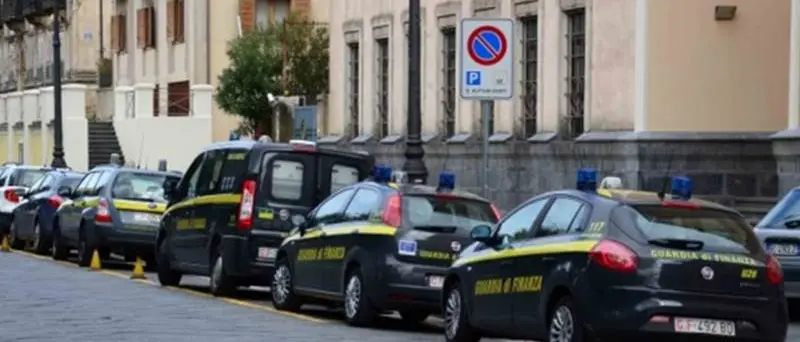 Vibo, pregiudicati e indagati per mafia con il reddito di cittadinanza: 17 i denunciati