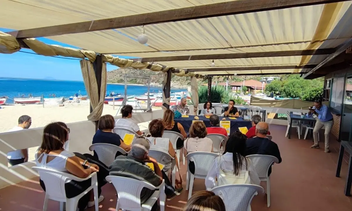 Al via a Nicotera la VII edizione del Festival dell'Ospitalità per \"abitare connessi\" - Video