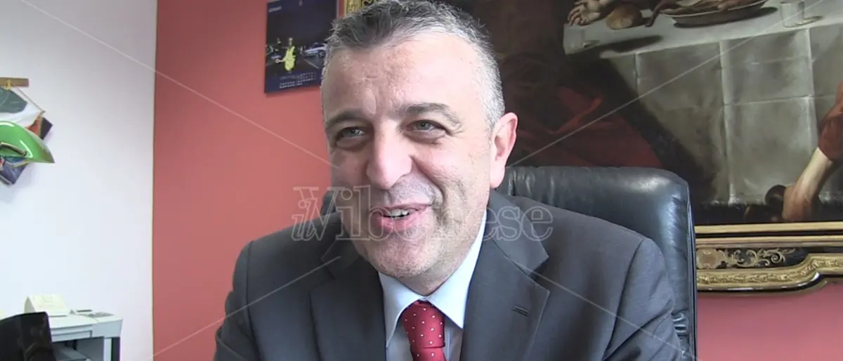 Inizia la scuola, l’augurio del presidente della Provincia: «Carpe diem ragazzi. Noi impegnati a garantire a tutti il diritto allo studio»