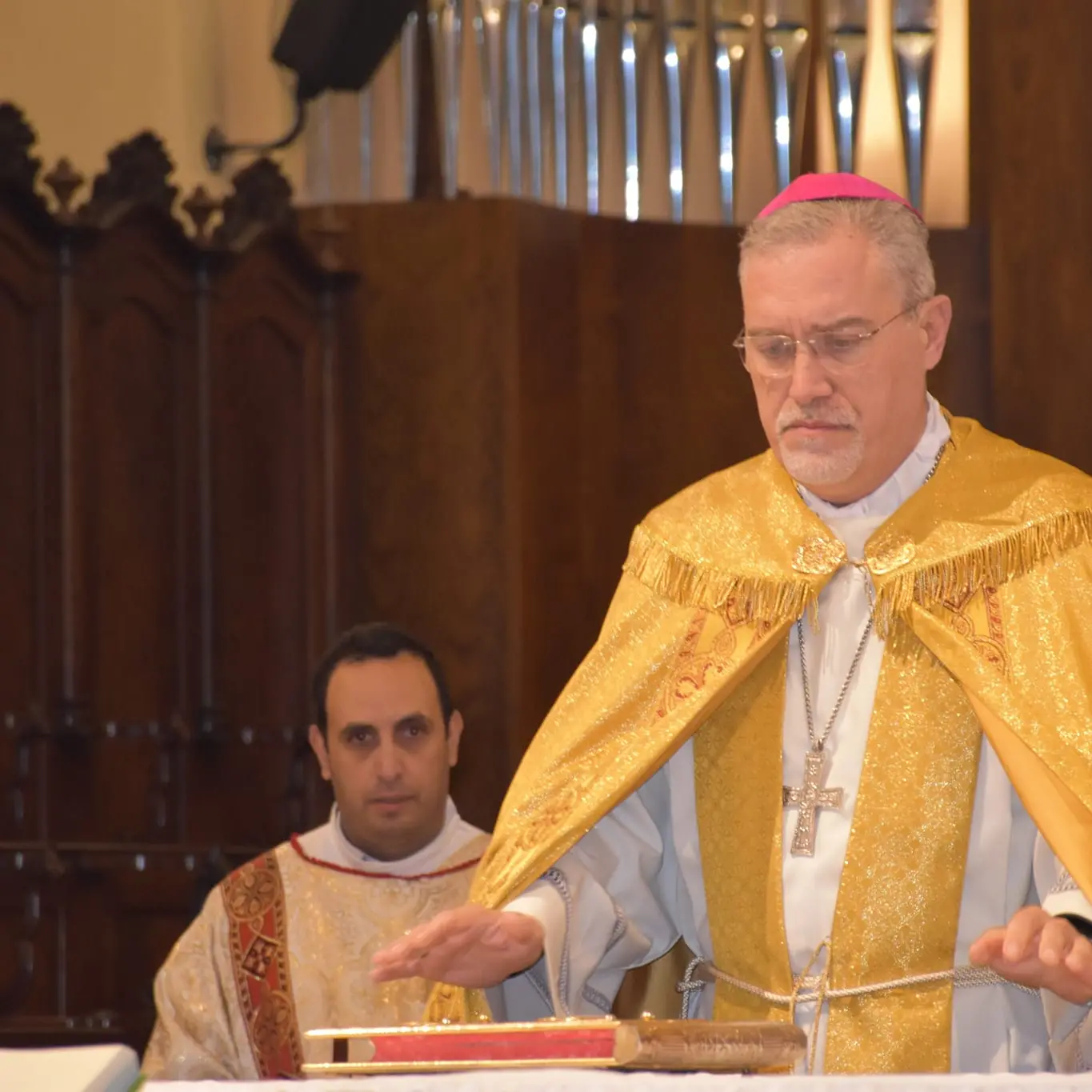 Mileto, il vescovo all'assemblea diocesana: «Critiche al Papa un male alla Chiesa»