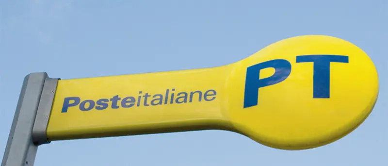 Rapina in un ufficio postale nel Cosentino, malviventi in fuga con trentamila euro