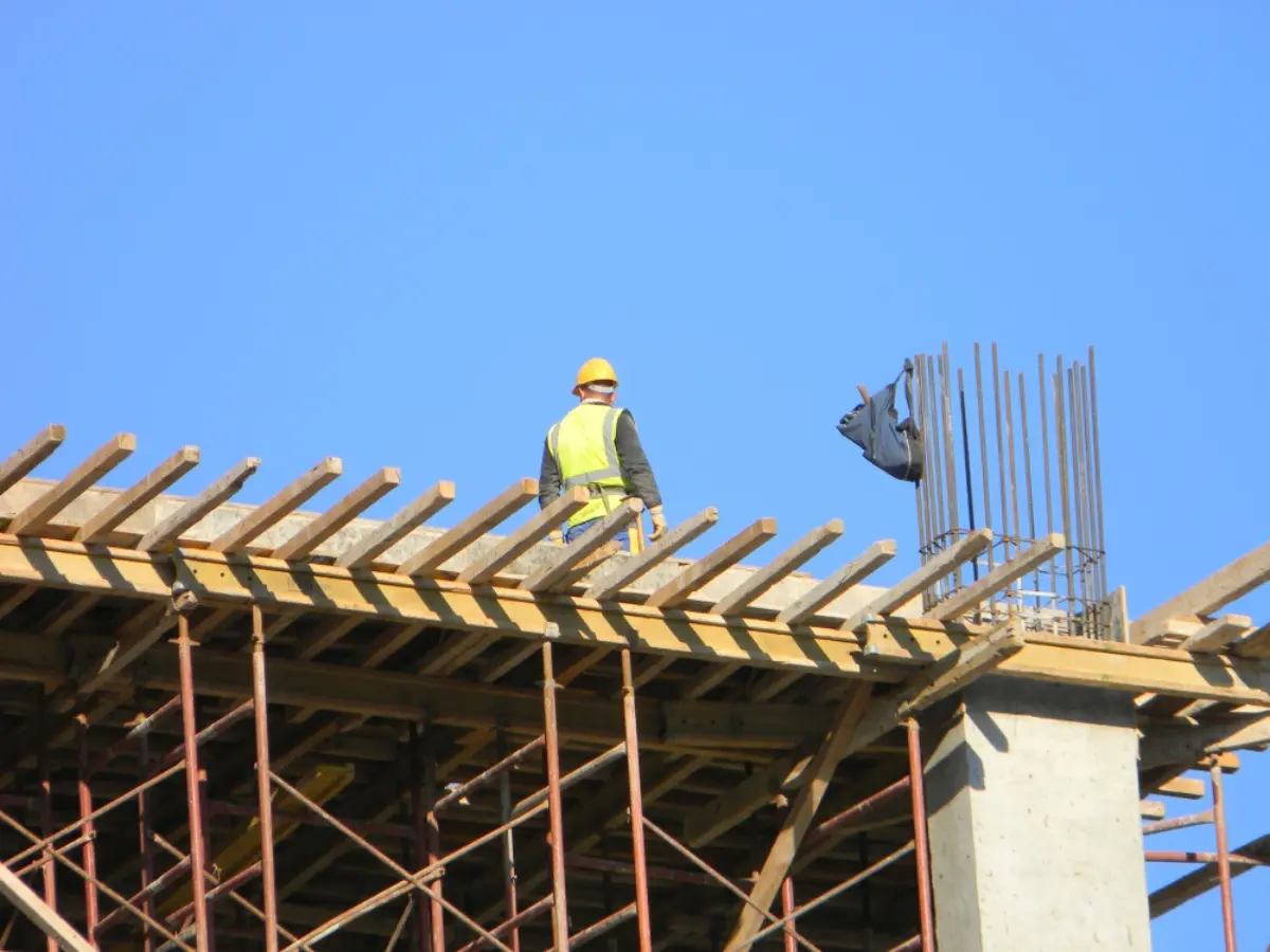 Aumento stipendi per i lavoratori edili, la soddisfazione di Filca Cisl