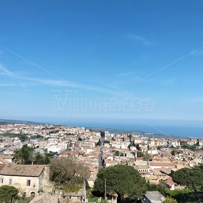 Dal “caso” acqua alla viabilità colabrodo, Codacons Vibo: «Per rilanciare il territorio servono servizi di qualità»