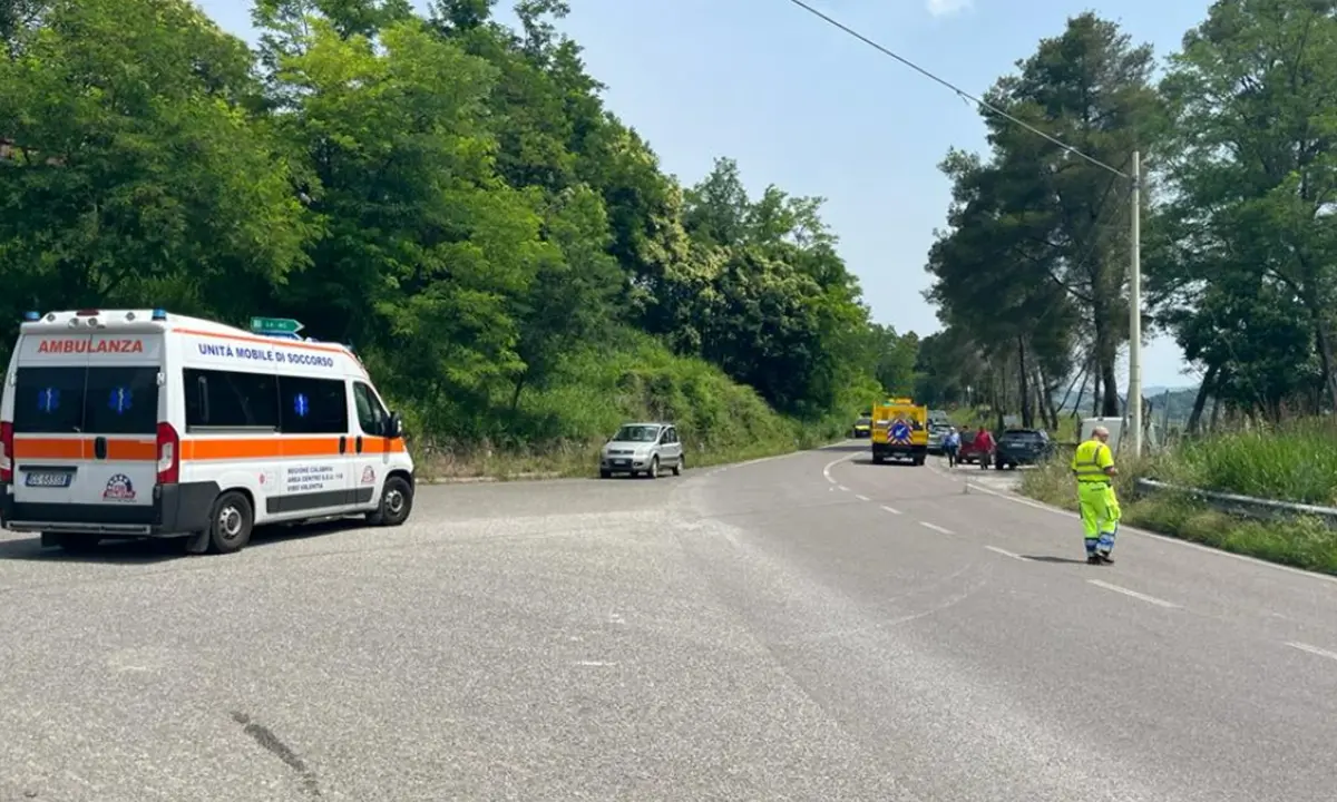 Incidente in moto al bivio di Maierato: interviene l'elisoccorso