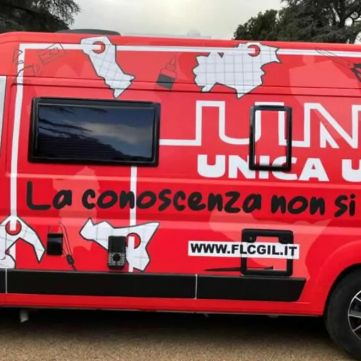 Autonomia differenziata, la carovana Flc Cgil fa tappa anche a Vibo Valentia