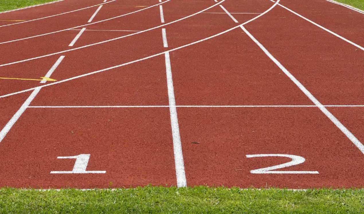 Atletica leggera, l’annuncio del sindaco Limardo: «Anche Vibo avrà la sua pista»