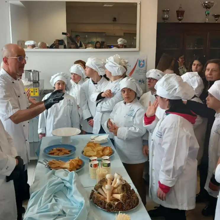 Vibo, all’Alberghiero una giornata dedicata al gelato e alla solidarietà