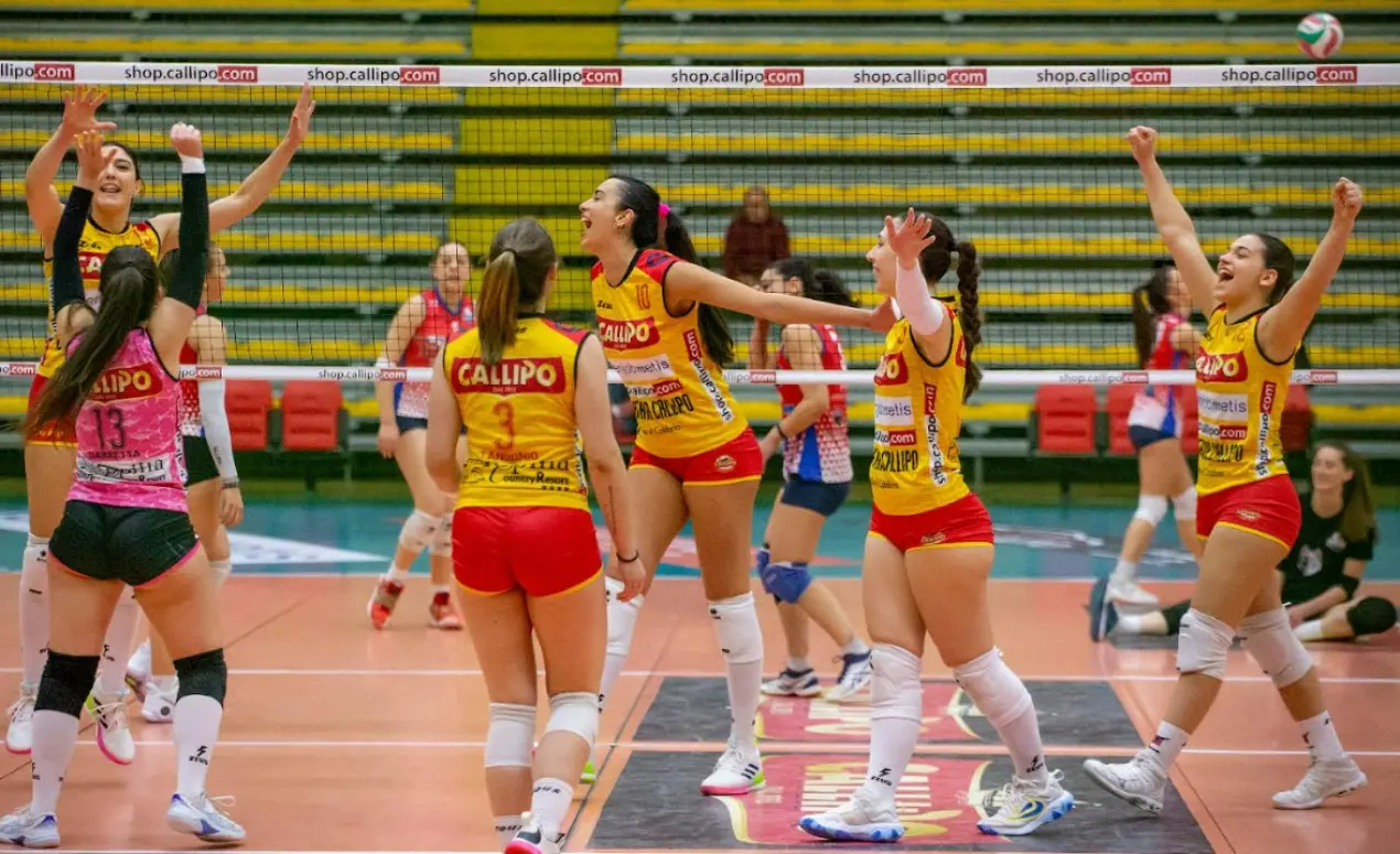 Volley, la Tonno Callipo vince la sua 25esima gara: battuta Cosenza