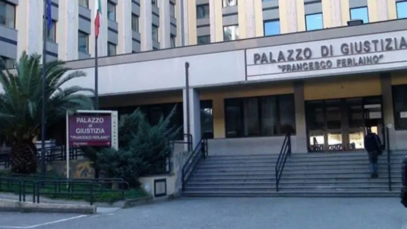 Rapina pluriaggravata a San Nicola Arcella, il Riesame rimette gli indagati in libertà\n