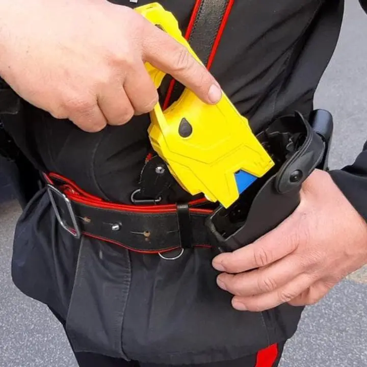 Minacciò i genitori con un’accetta a Sant’Onofrio, non luogo a procedere per l’imputato