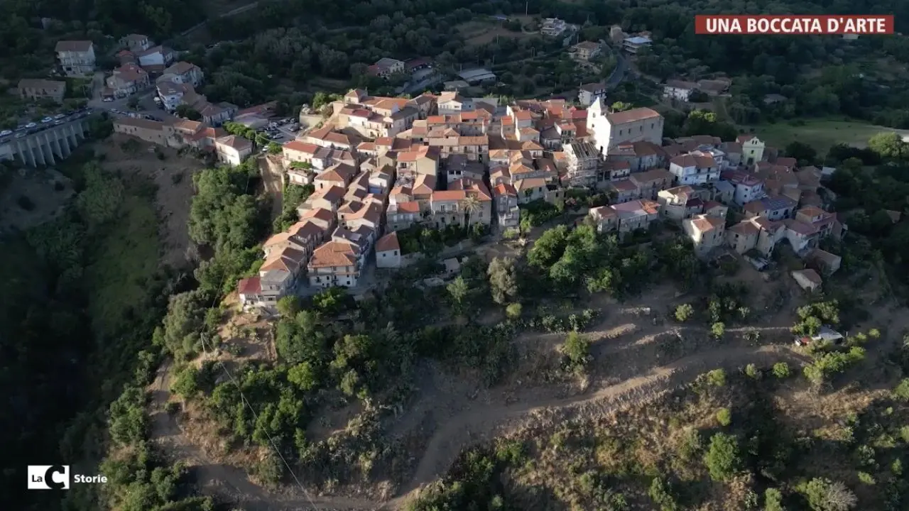 Arriva a Limbadi \"Una boccata d’arte\", il progetto che coinvolge 20 borghi d'Italia: lo racconta LaC Storie - Video