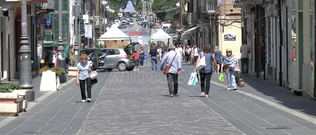 «Non importa la nazionalità di chi investe in nuovi negozi ma come lo fa», Unilavoro Pmi Vibo prende posizione sul commercio locale