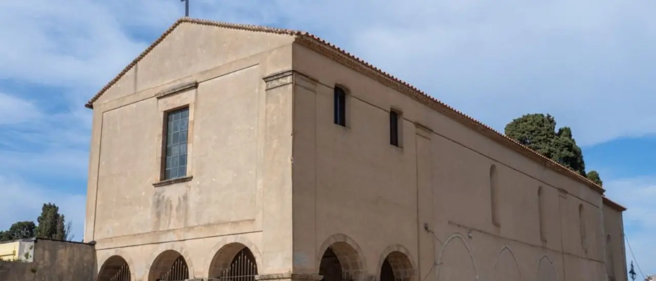 Tropea, la storia della chiesa dell'Annunziata diventa un libro. Padre Carmelo Andreacchio omaggia così la cittadina che lo ha accolto