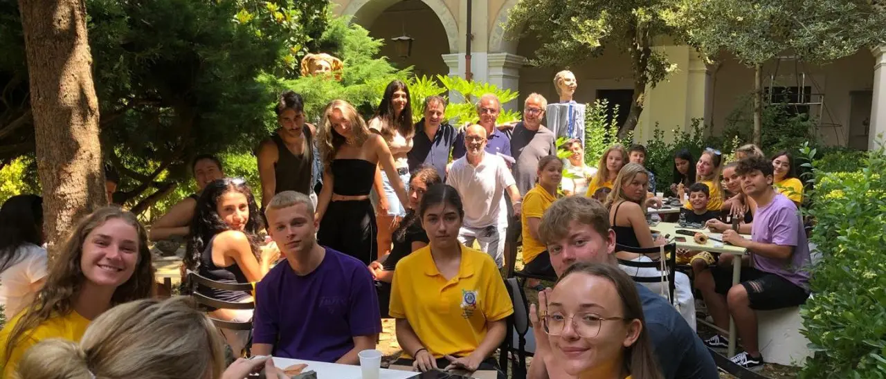 Giovani da diverse parti del mondo al Museo Limen di Vibo: cultura, arte e dialogo per un futuro inclusivo