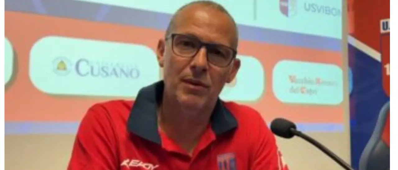 Vibonese, arrivano gli incontri ufficiali. Il ds Meli: «Domenica c'è la Coppa Italia. Mercato? Vediamo come si evolvono gli ultimi giorni»