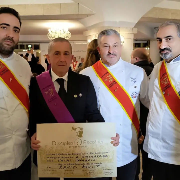Stella d’oro al merito a due docenti dell’Istituto Alberghiero di Vibo Valentia