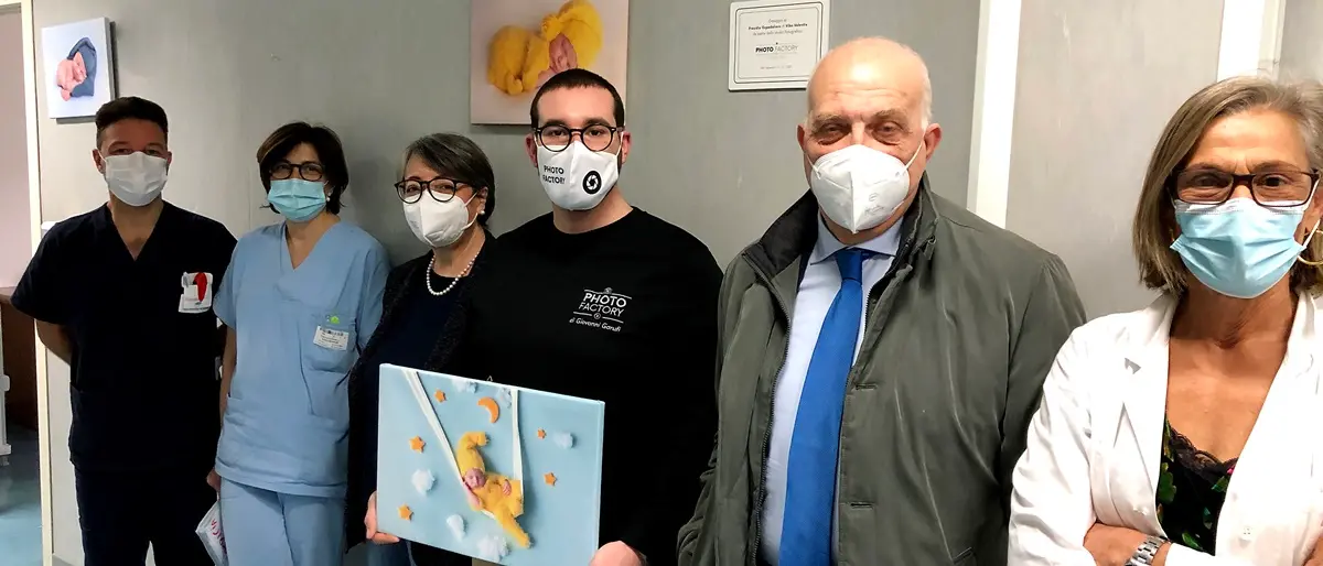 Ospedale di Vibo, donate 22 tele fotografiche per il reparto di Ginecologia