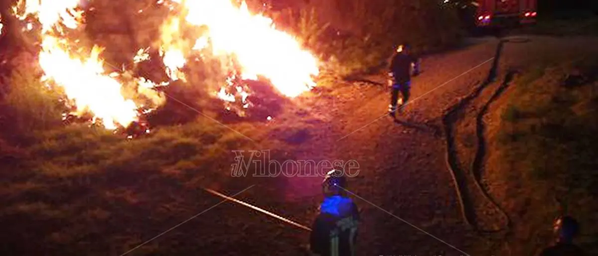 Cadavere carbonizzato trovato in un'auto parcheggiata in un garage di Filandari