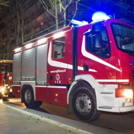 Intimidazioni nella notte a Tropea, due le auto in fiamme