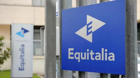 FOTO DI REPERTORIOFoto LaPressecronacaLa scure di Equitalia su Luca LaurentiNella Foto La sede di Equitalia