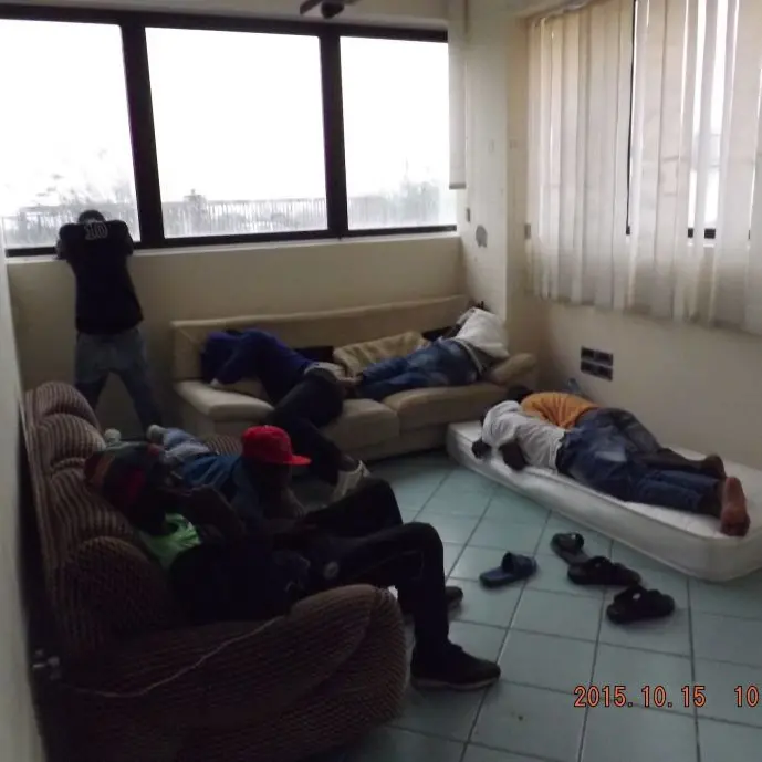 Ospitava 31 migranti minorenni, capannone sequestrato a Maierato