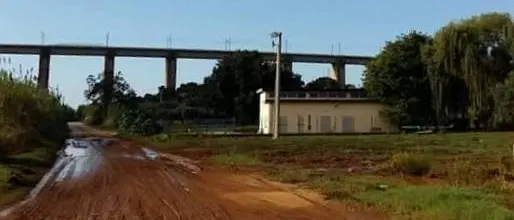 Fango e sterpaglie lungo la provinciale 45, l’ira dei residenti