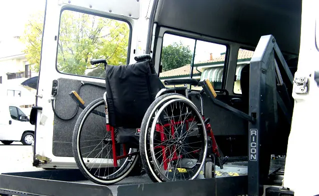 Quel pasticcio sul trasporto disabili, l'analisi di Pippo Romano