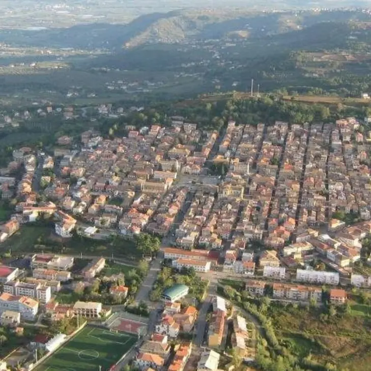 Filadelfia, approvato il progetto per l’efficientamento energetico della scuola