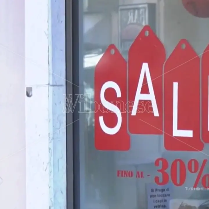 Saldi estivi, in Calabria al via il 5 luglio: Confcommercio stima una spesa fino a 142 milioni di euro