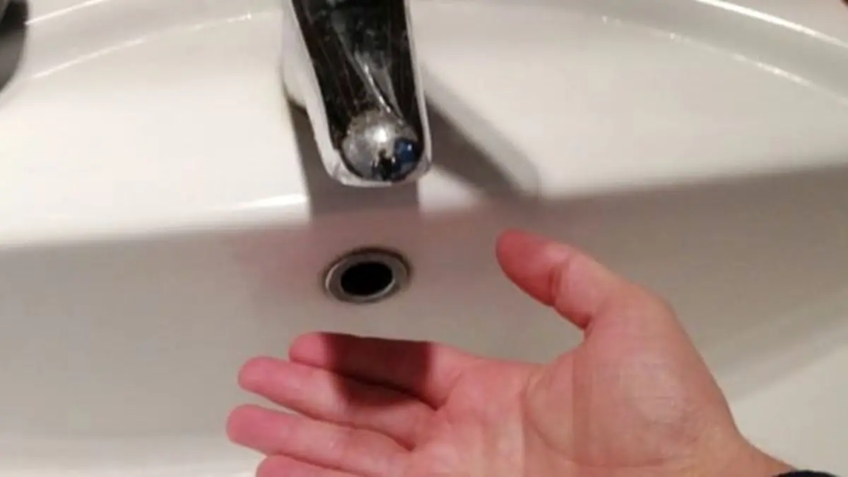 Scuola De Amicis e sede centrale del Conservatorio Torrefranca ancora chiuse per la sospensione della fornitura idrica, problema risolto alla Don Bosco