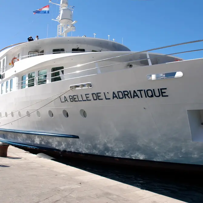 A Vibo Marina tornano le navi da crociera: martedì approda\u00A0“La Belle de l’Adriatique”\n