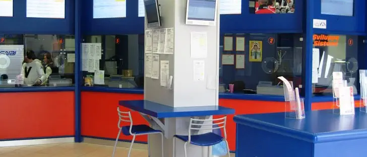 Evade dai domiciliari per giocare alla Snai …dopo aver rubato una borsa