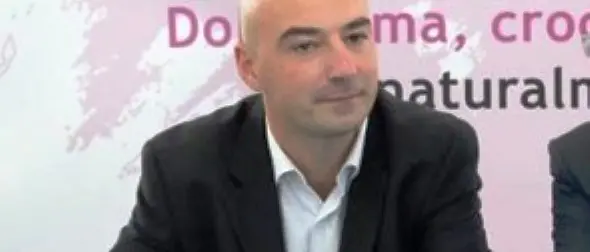 «Il confronto sia aspro ma leale»: D’Agostino (Pd) invita ad abbandonare i sospetti