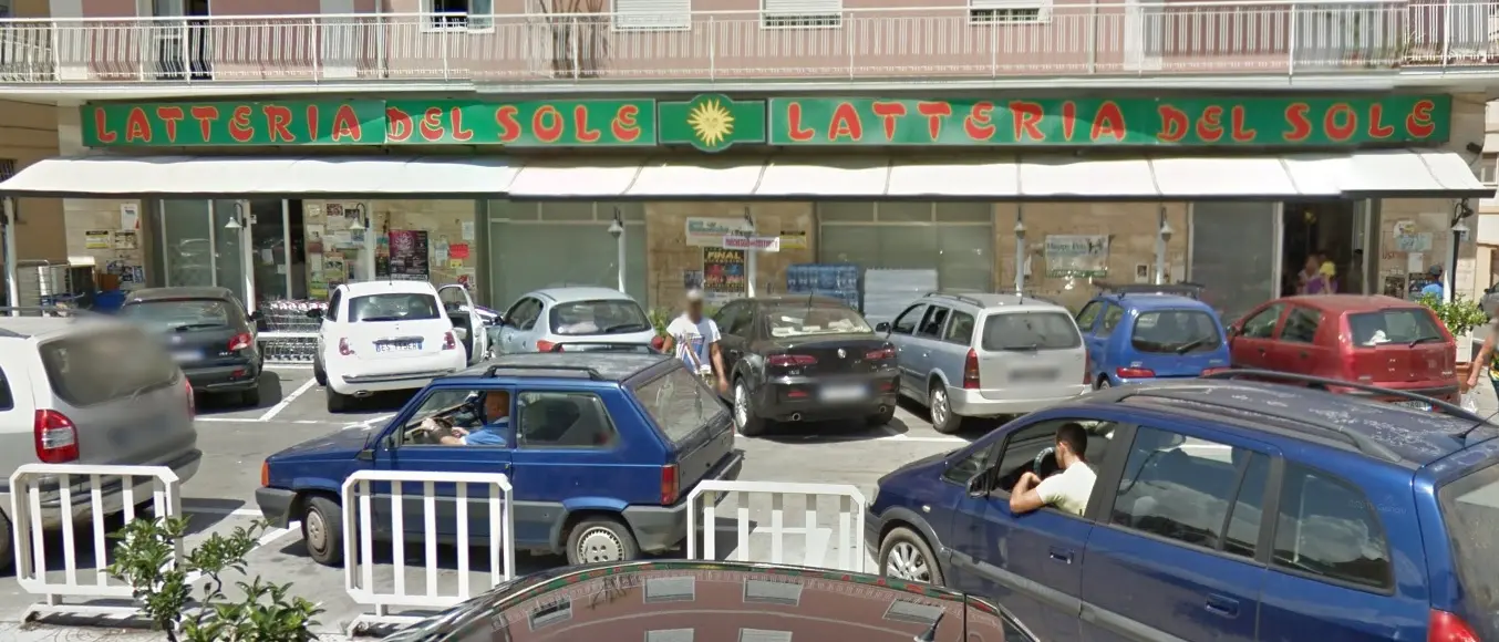 Rapina a mano armata alla Latteria del Sole, bottino da 10mila euro